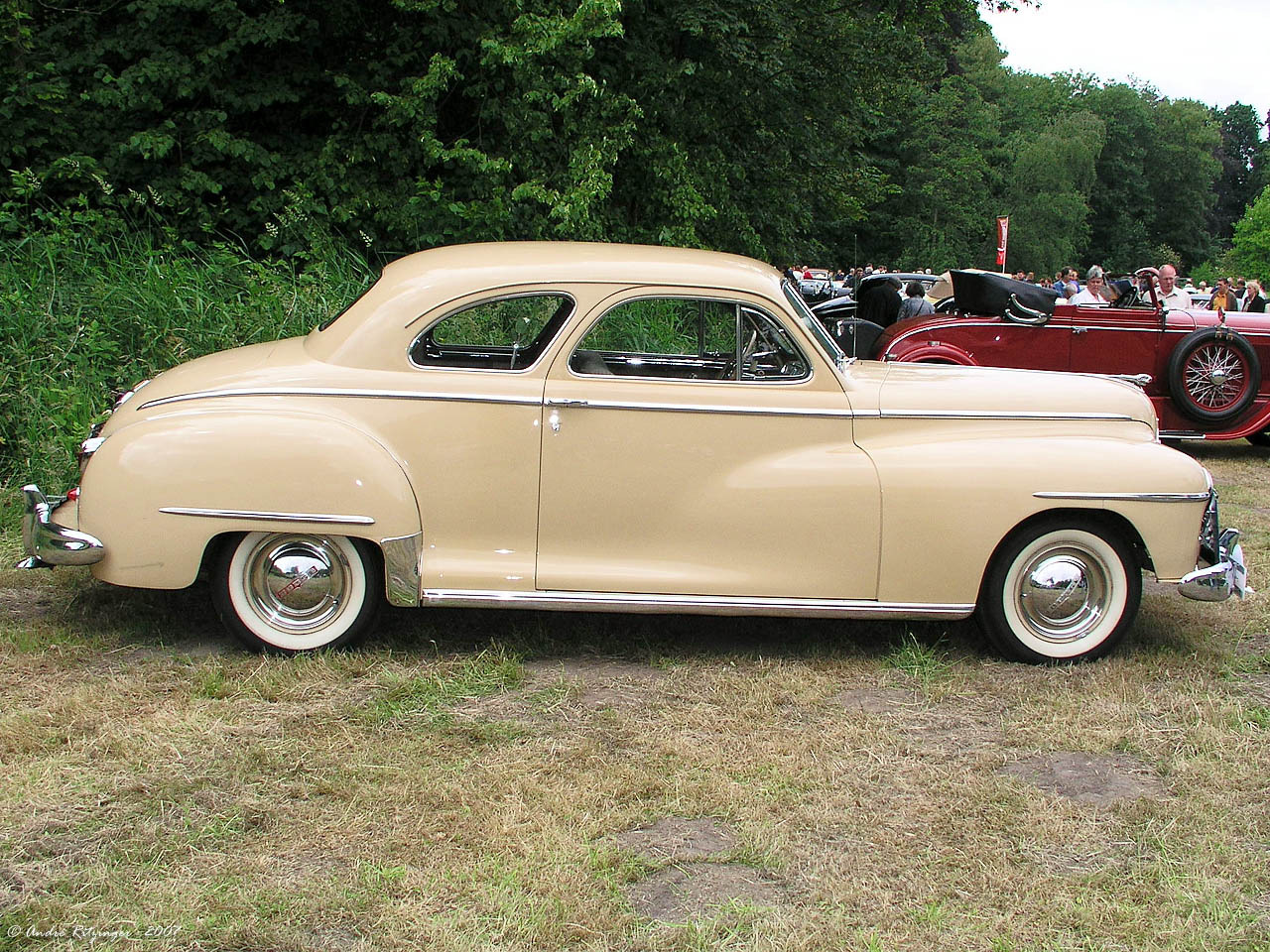 Dodge Custom club coupe