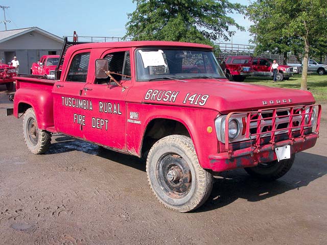 Dodge W-200 Power Wagon