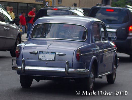 Fiat 1100 De Luxe 4dr