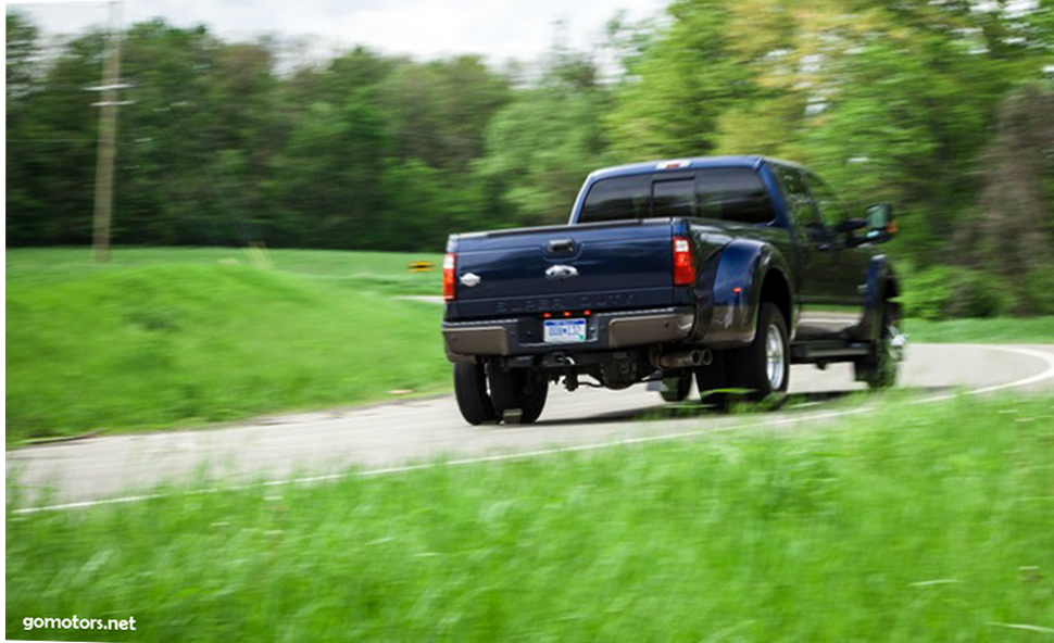 2015 Ford F-350 Super Duty V-8 Diesel 4x4