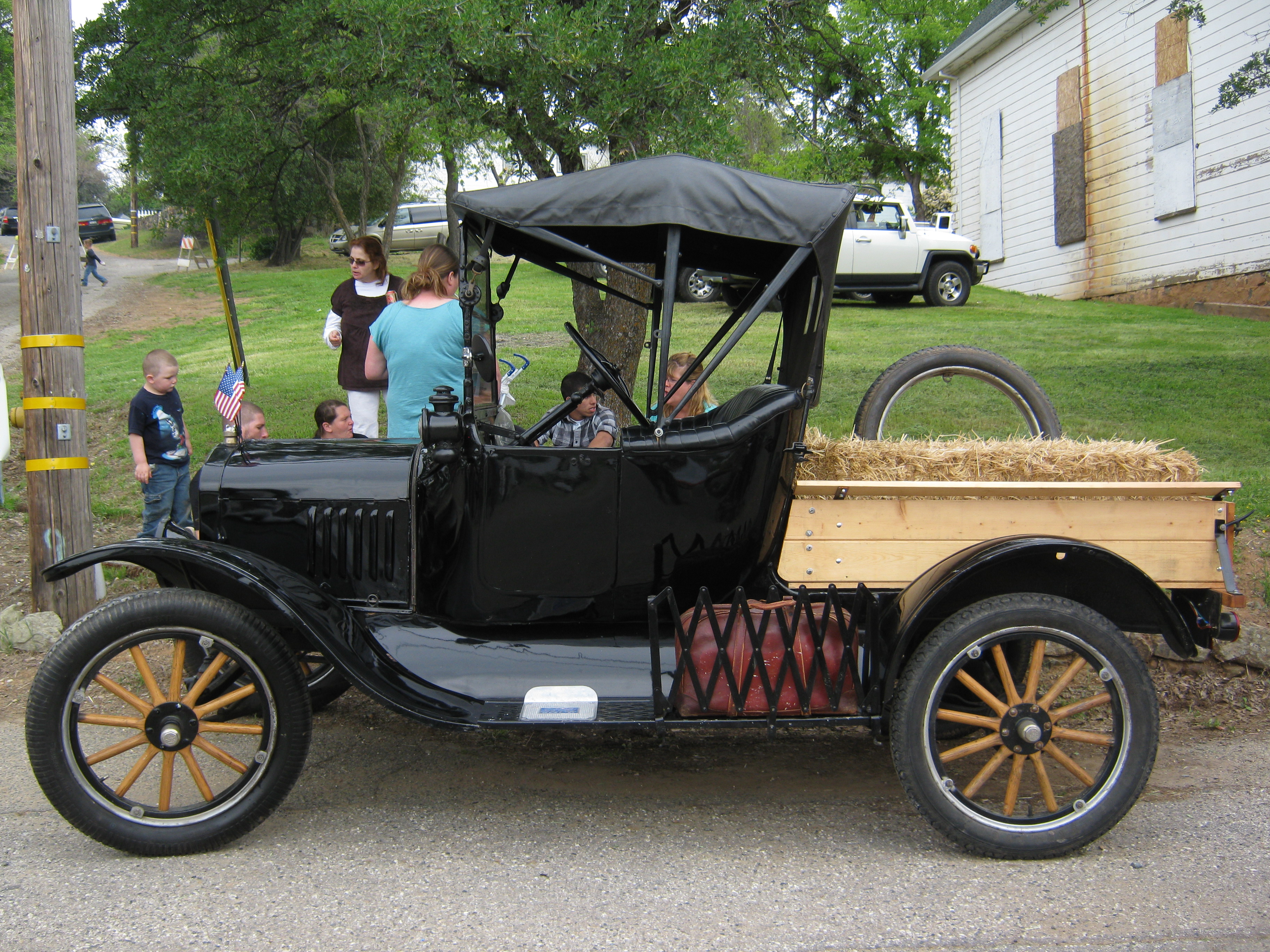 Ford 1919 Model A Miniature Replica