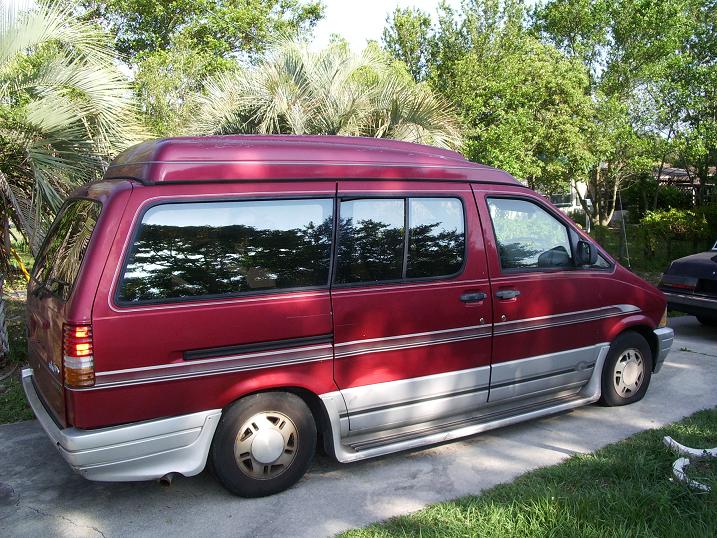 Ford Aerostar Short