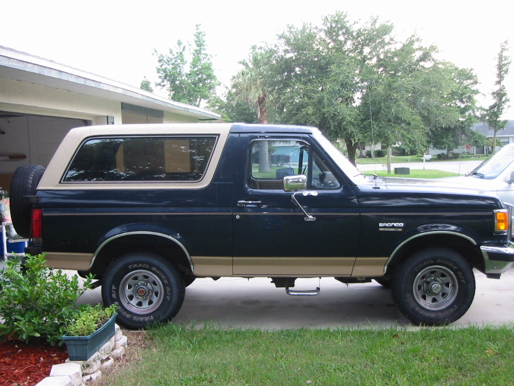 Ford Bronco XLT Eddie Bauer Edition