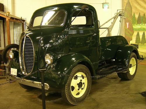 Ford COE Tow Truck