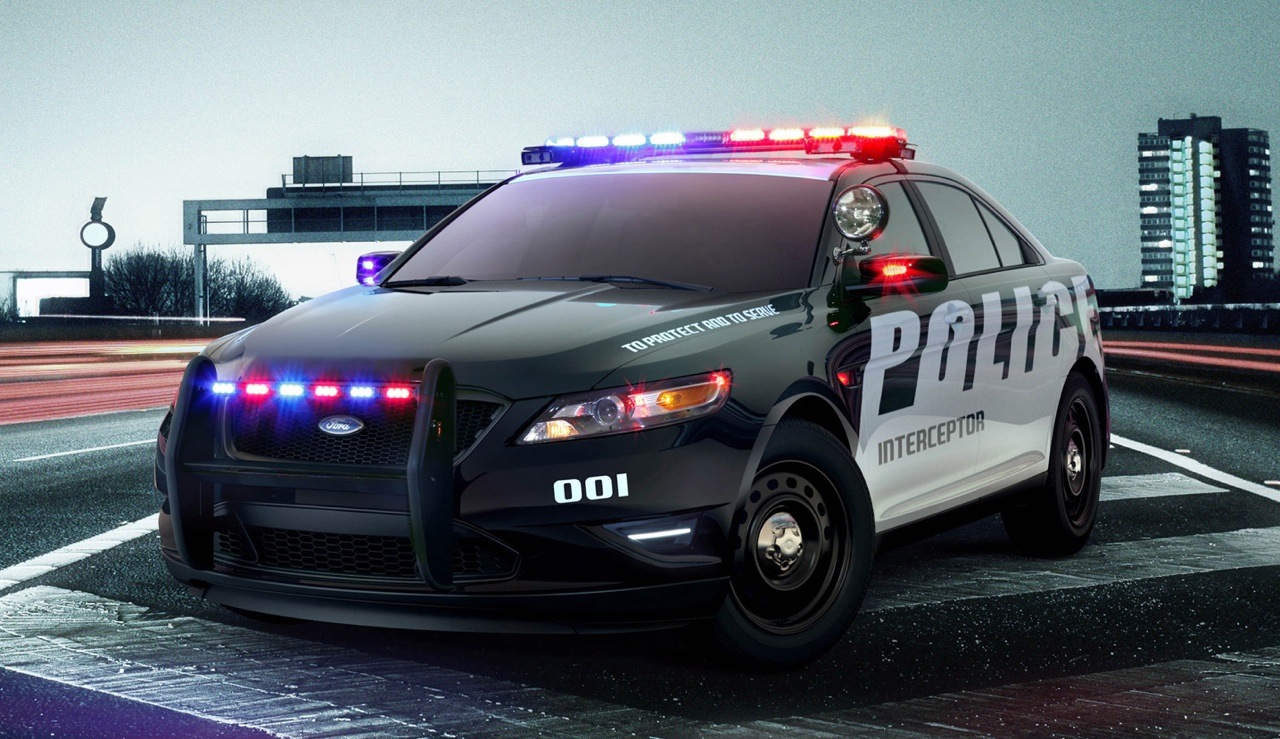 Ford Crown Victoria Police Interceptor