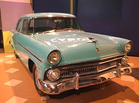 Ford Customline sedan