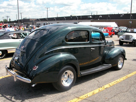 Ford Deluxe Tudor