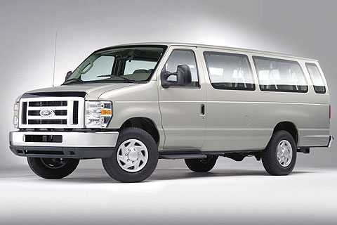 Ford E-150 XL