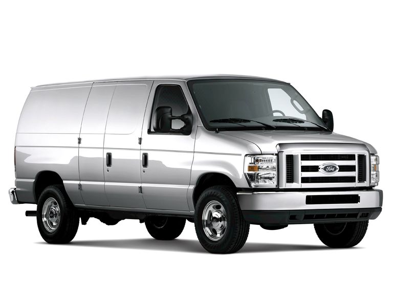 Ford E-150 XLT