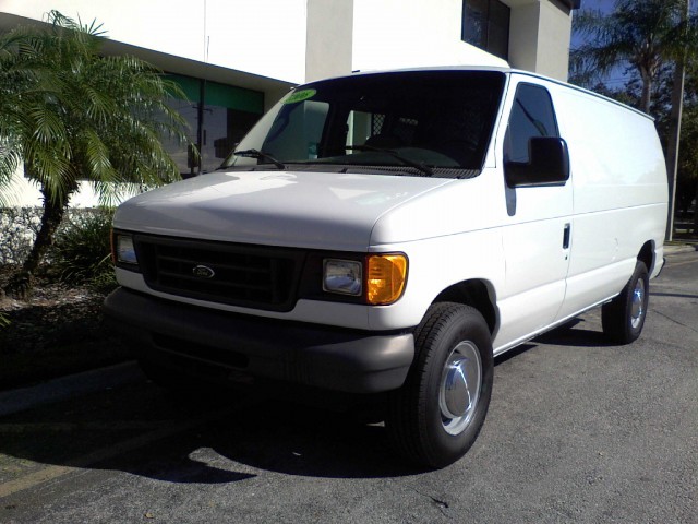 Ford E-250 Super Duty