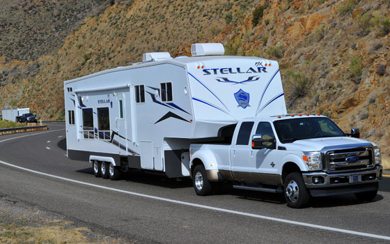 Ford E-450XLT Super Duty