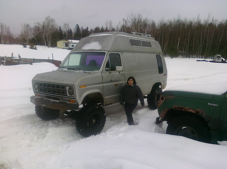 Ford Econoliner 4X4 Pathfinder