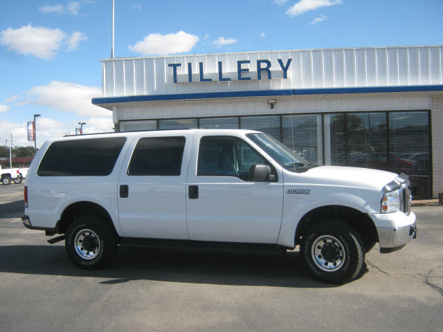 Ford EXcursion TS