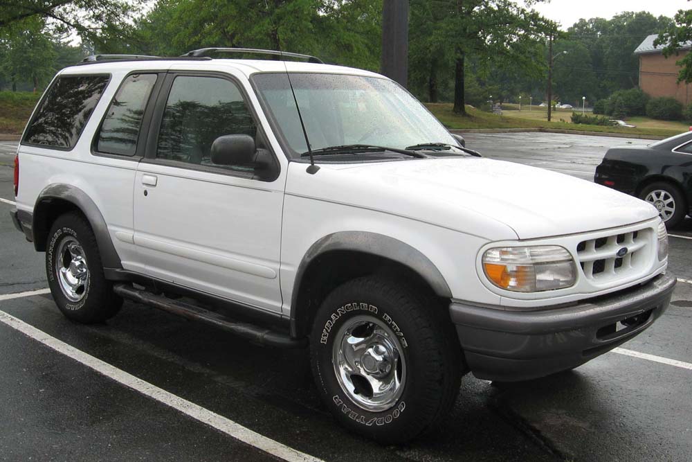 Ford Explorer Sport