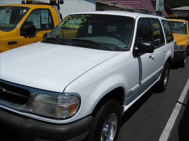 Ford Explorer XLT Eddie Bauer