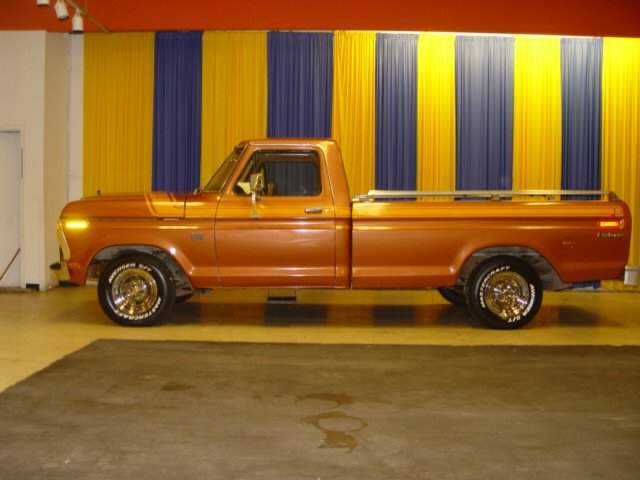 Ford F-100 Explorer