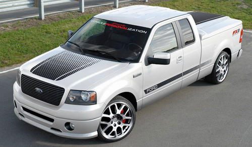 Ford F-150 Custom