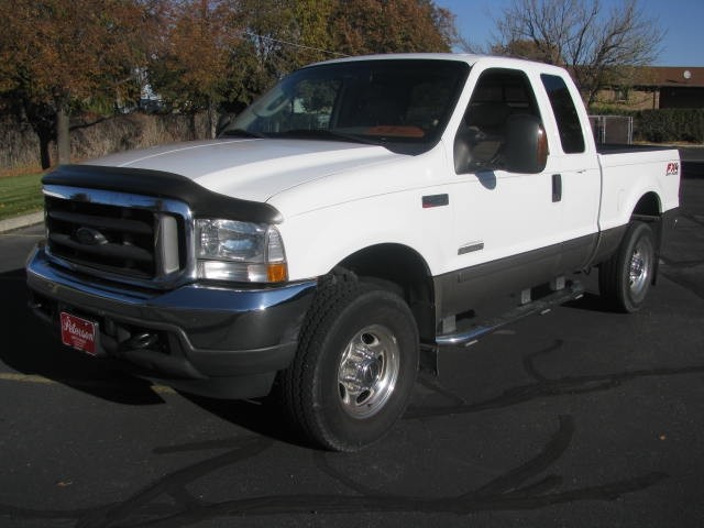 Ford F-250 Lariat Super Duty FX4