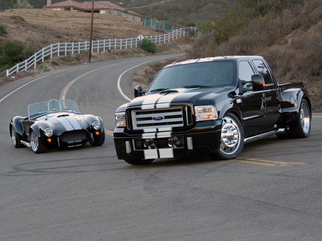 Ford F-350 XL Super Duty brush truck