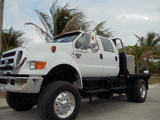 Ford F-650 XLT