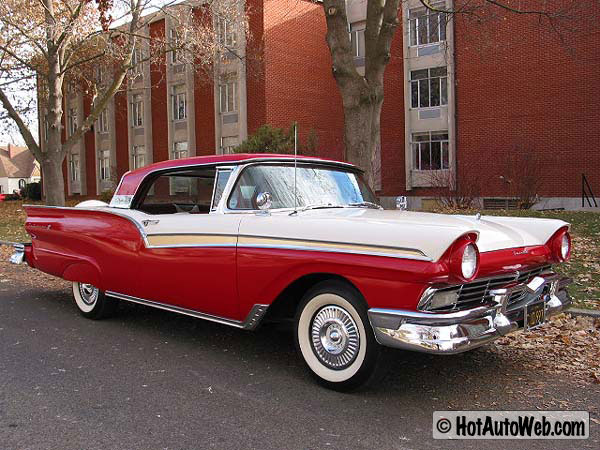 Ford Fairlane 500 Skyliner