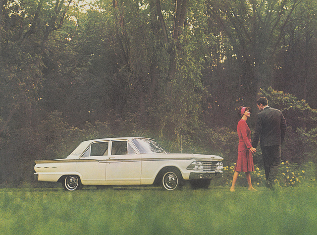 Ford Fairlane 500 Town Sedan