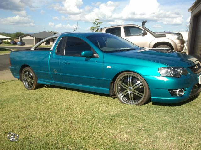 Ford Falcon BF MkII XR8