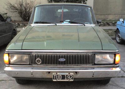 Ford Falcon DeLuxe