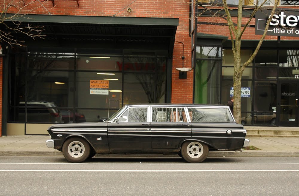 Ford Falcon Futura wagon