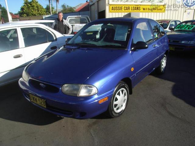 Ford Festiva Trio