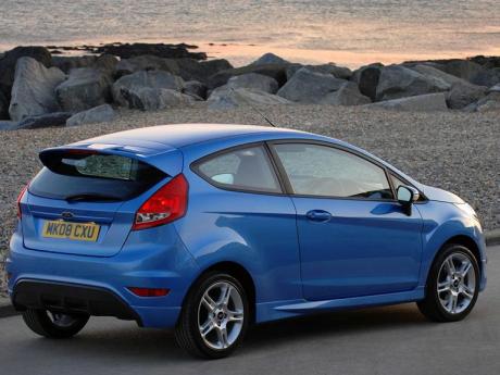 Ford Fiesta 16