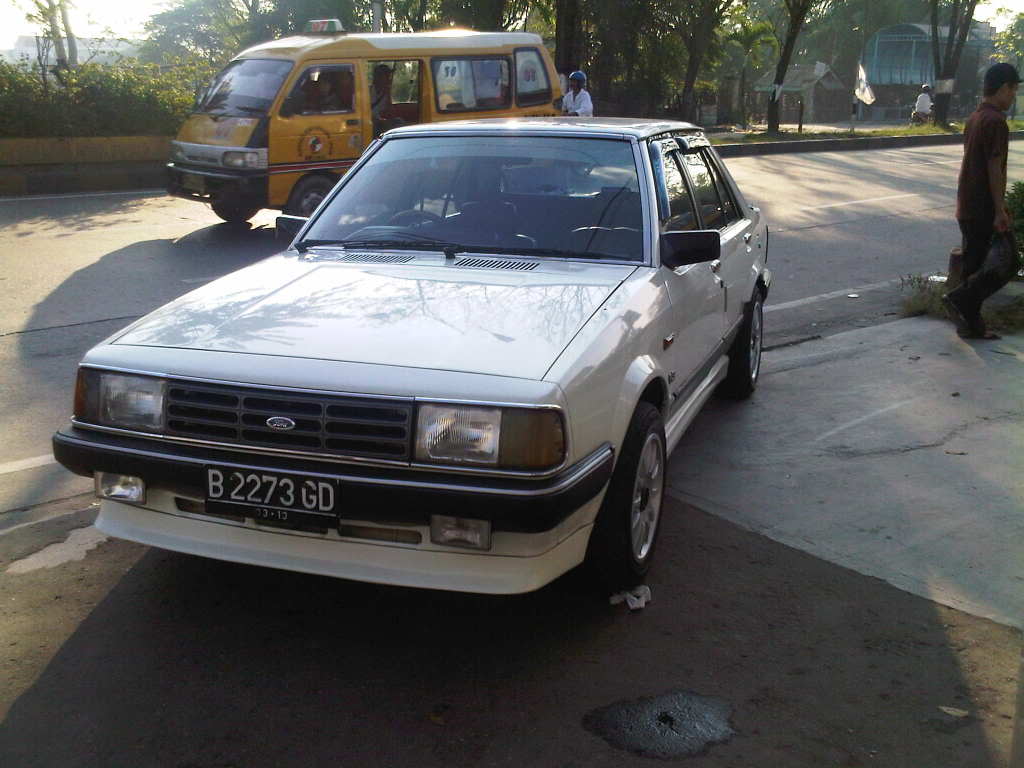 Ford Laser GL