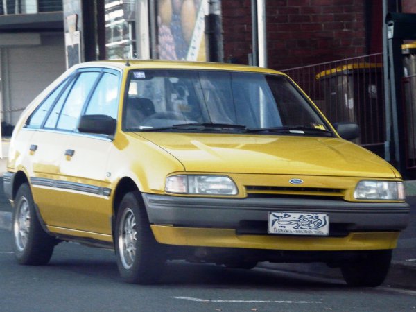 Ford Laser L