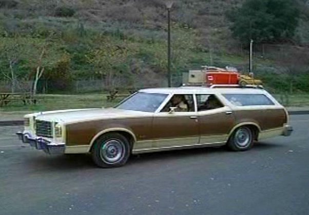 Ford LTD II wagon