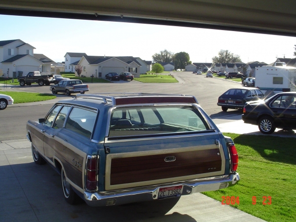 Ford LTD Station Wagon