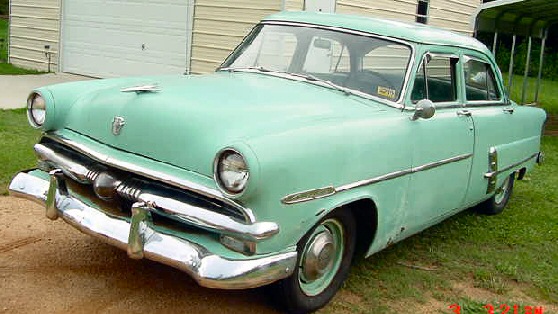 Ford Mainline 4-dr sedan