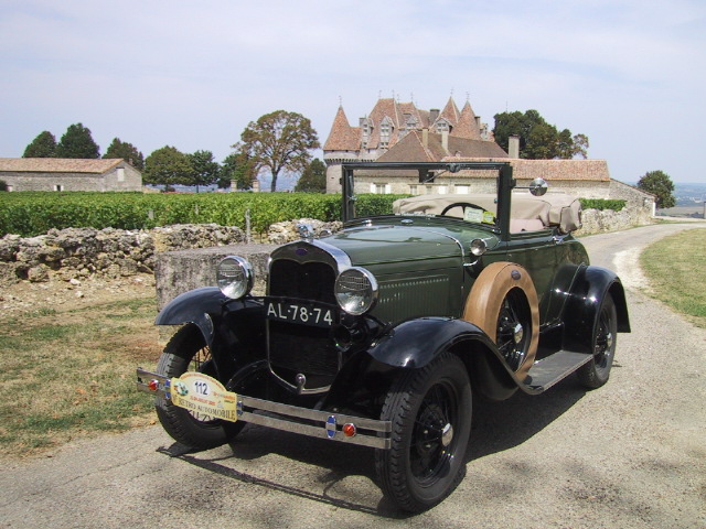 Ford Model A Deluxe Cabriolet