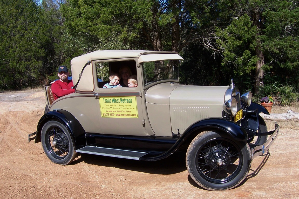 Ford Modela A Landau Coupe