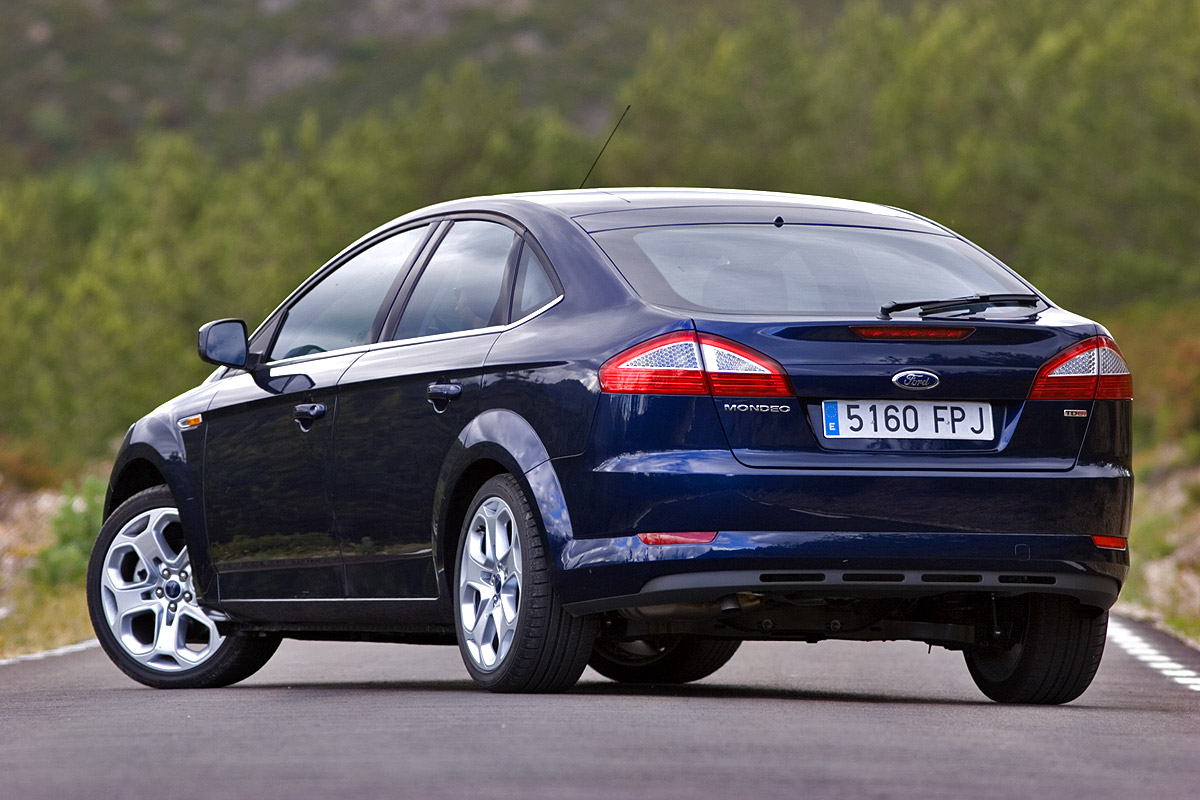 Ford Mondeo 20 Liftback