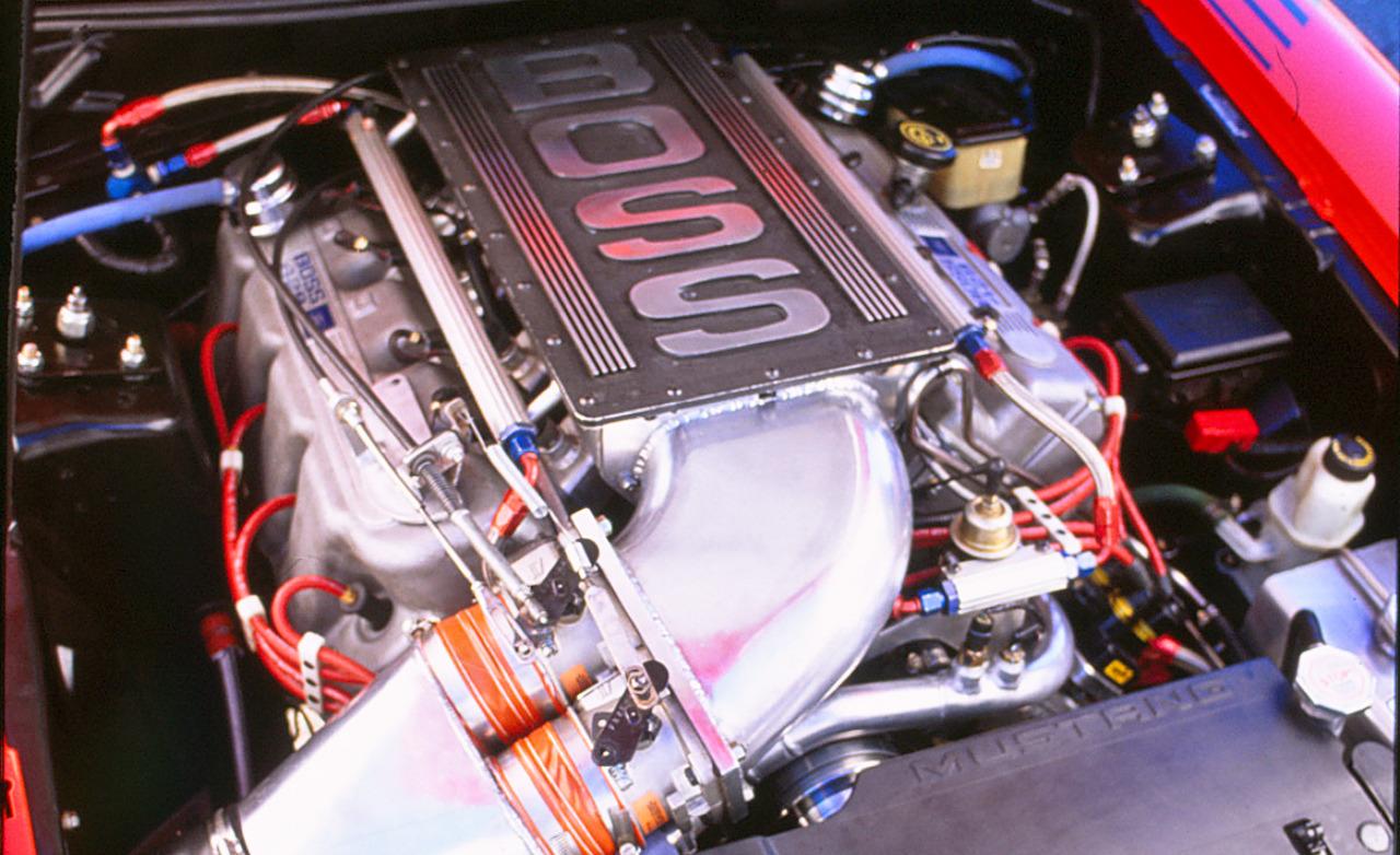 Ford Mustang Engine V-8