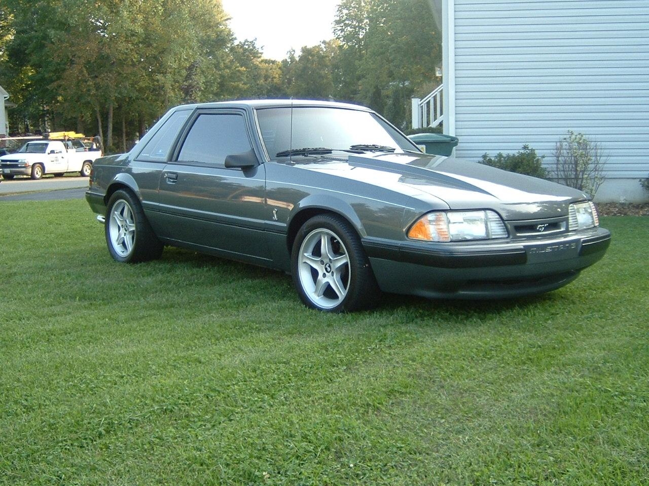 Ford Mustang LX coupe