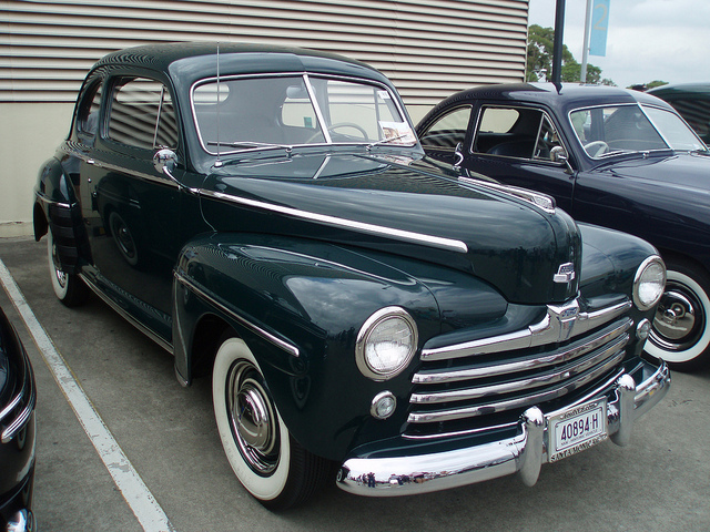 Ford Super Deluxe 8 Coupe