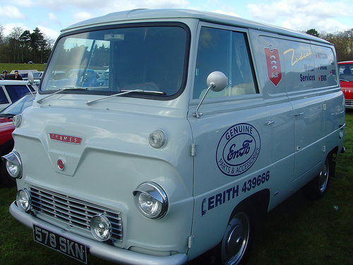 Ford Thames 800 Freighter pickup