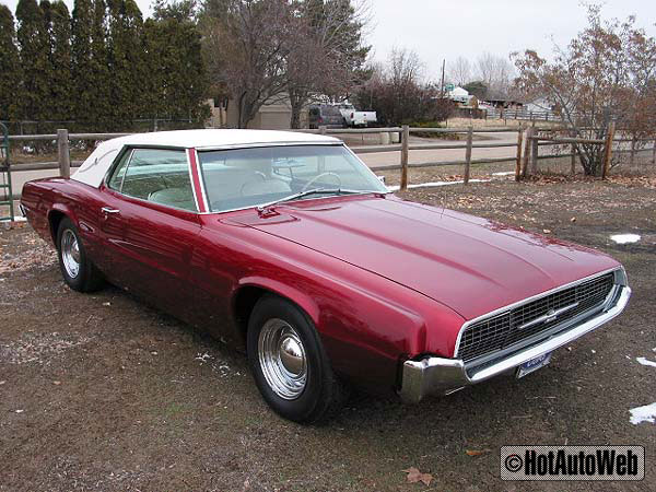 Ford Thunderbird Landau coupe