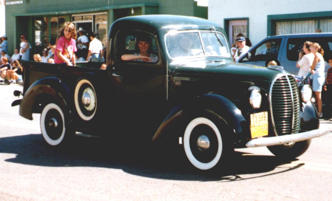 Ford V8 Pick up