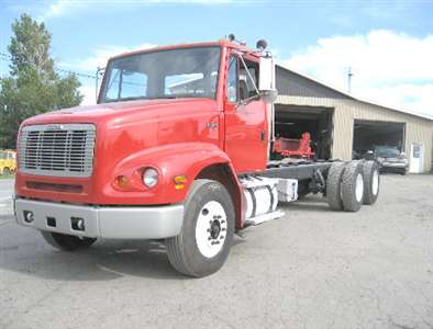 Freightliner FL112