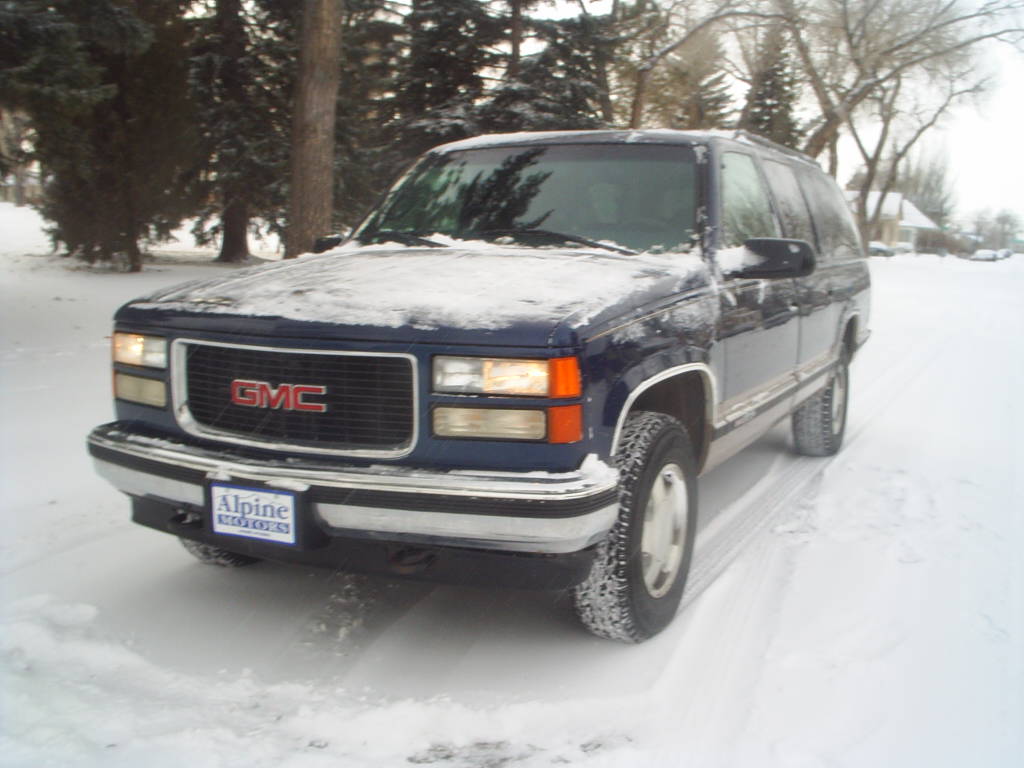 GMC 1500 Suburban SLE