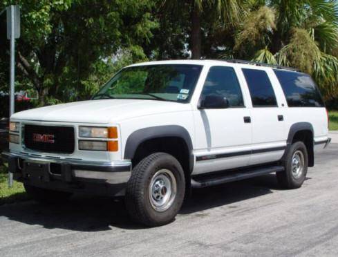 GMC Suburban 2500