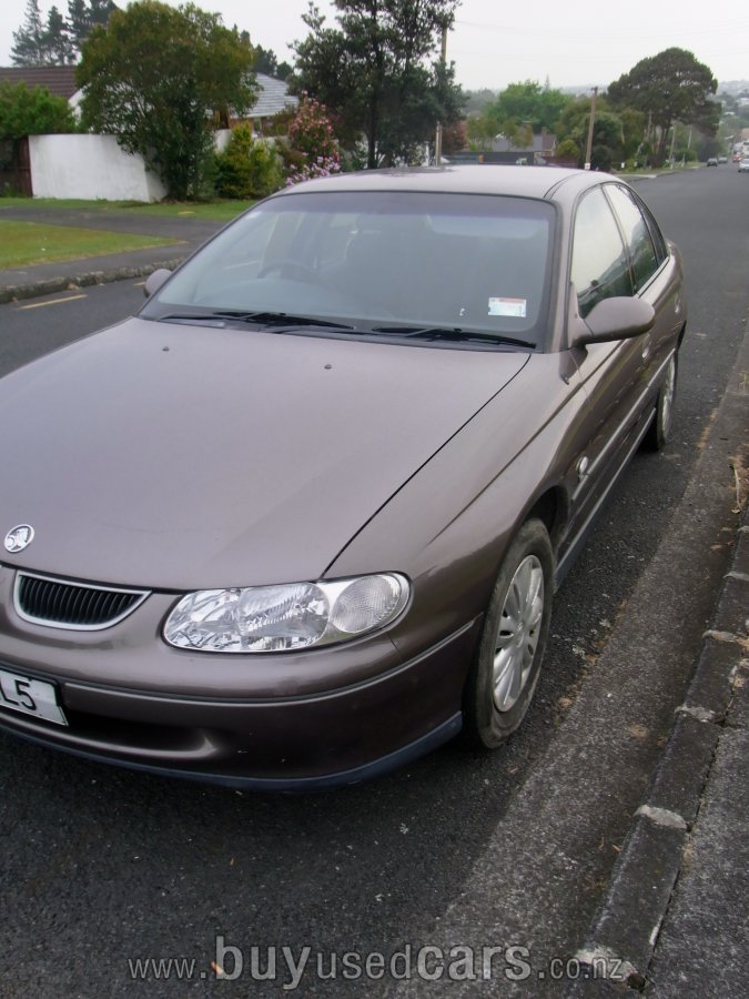 Holden Commodore Executive 38 V6 VX