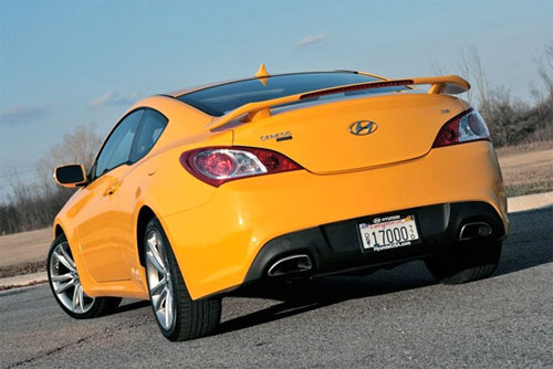 Hyundai Genesis Coupe 38